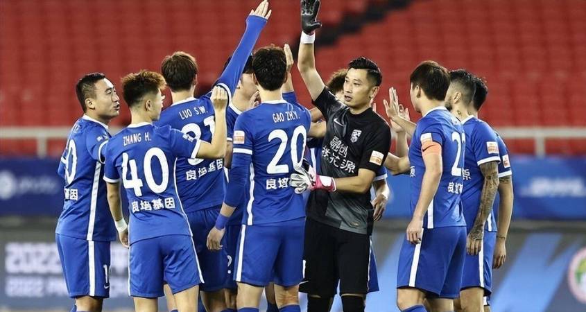 武汉三镇0-4不敌浙江队