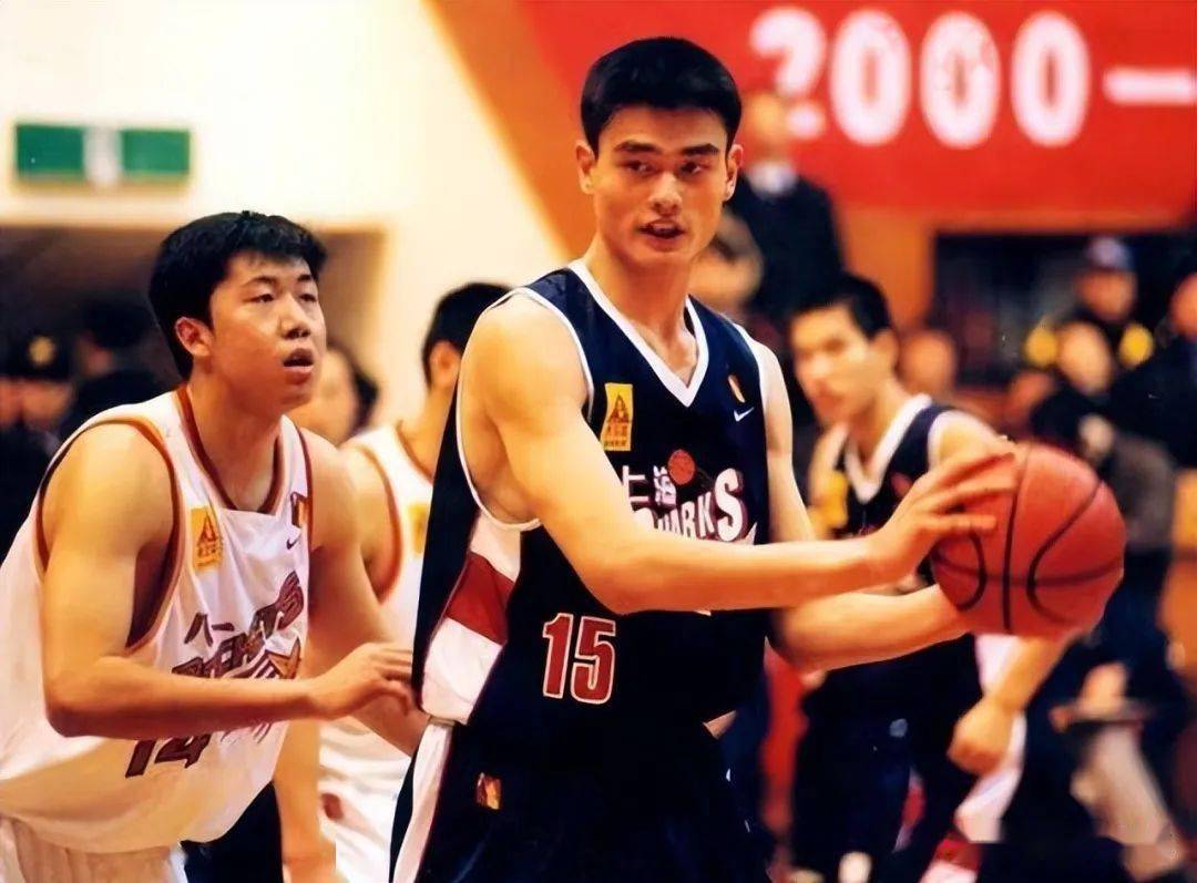 包含06年多哈亚运会回顾：王治郅狂砍28分，中国大胜卡塔尔的词条