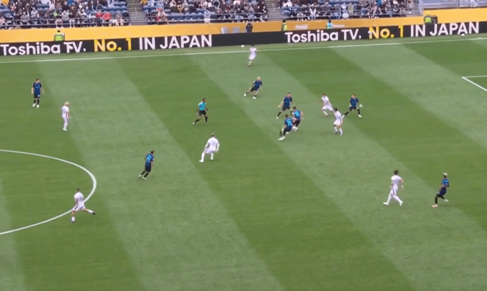 世俱杯-卡尔博尼92分钟绝杀国米2-1送浦和红钻出局