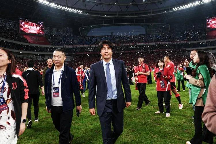 矛盾爆发！徐正源炮轰蓉城俱乐部：忍了6个月实在忍不下去