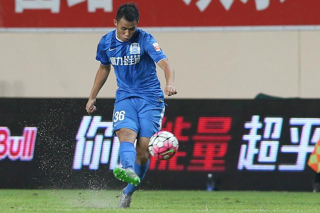 包含东亚杯-黄政宇首球国足两中门框1-0中国香港获季军的词条